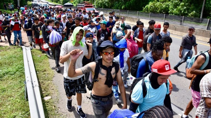 Conflicto entre smugglers y fuerzas armadas deja dos colombianos fallecidos en la frontera de México y EE.UU.
