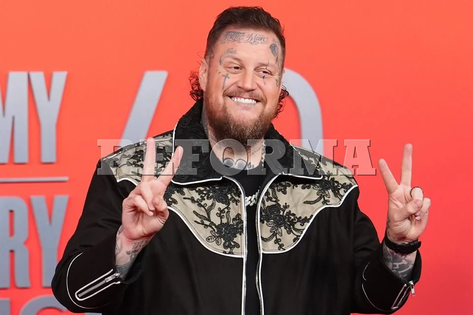 Jelly Roll recibe indulto en Tennessee después de años de lucha por la redención