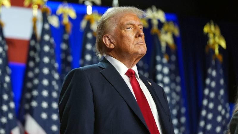 Presentadores de Fox, personalidades de noticias por cable y profesionales del entretenimiento: Trump está creando un equipo pensado para la televisión.