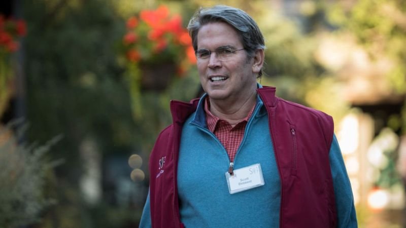 Trump presenta a Scott Bessent, el millonario, como su candidato para el cargo de secretario del Tesoro.