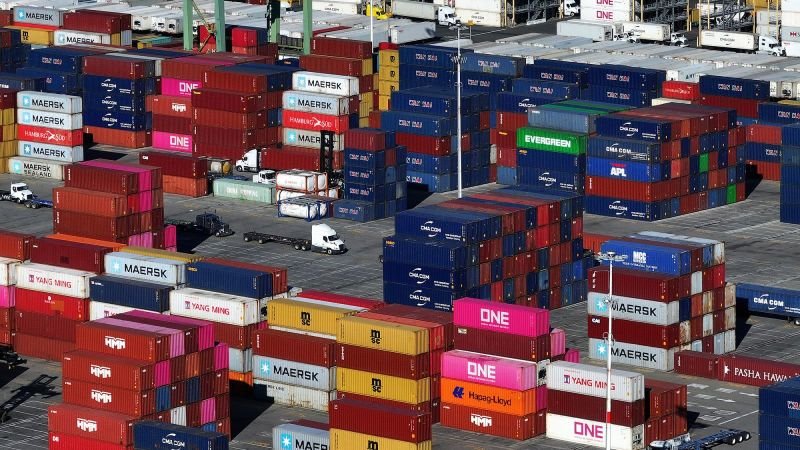 ¿Cómo operan los aranceles? Estos dos gráficos ilustran el impacto de los que Trump planea implementar.