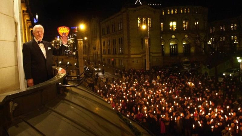 ¿Cuáles fueron las razones por las que Jimmy Carter recibió el Premio Nobel de la Paz en 2002?