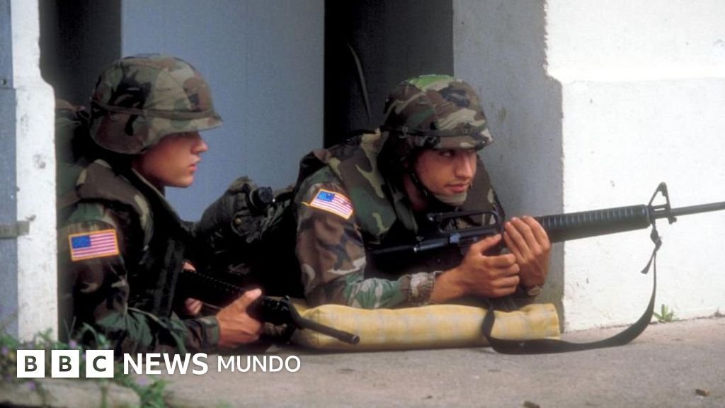 ¿De qué manera se asemeja la estrategia de Trump en Venezuela a la invasión de Panamá de 1989?