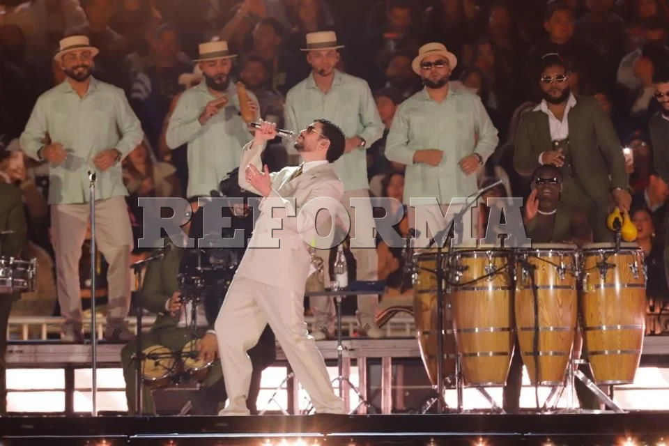 Bad Bunny podría hacer historia en los Grammy 2026