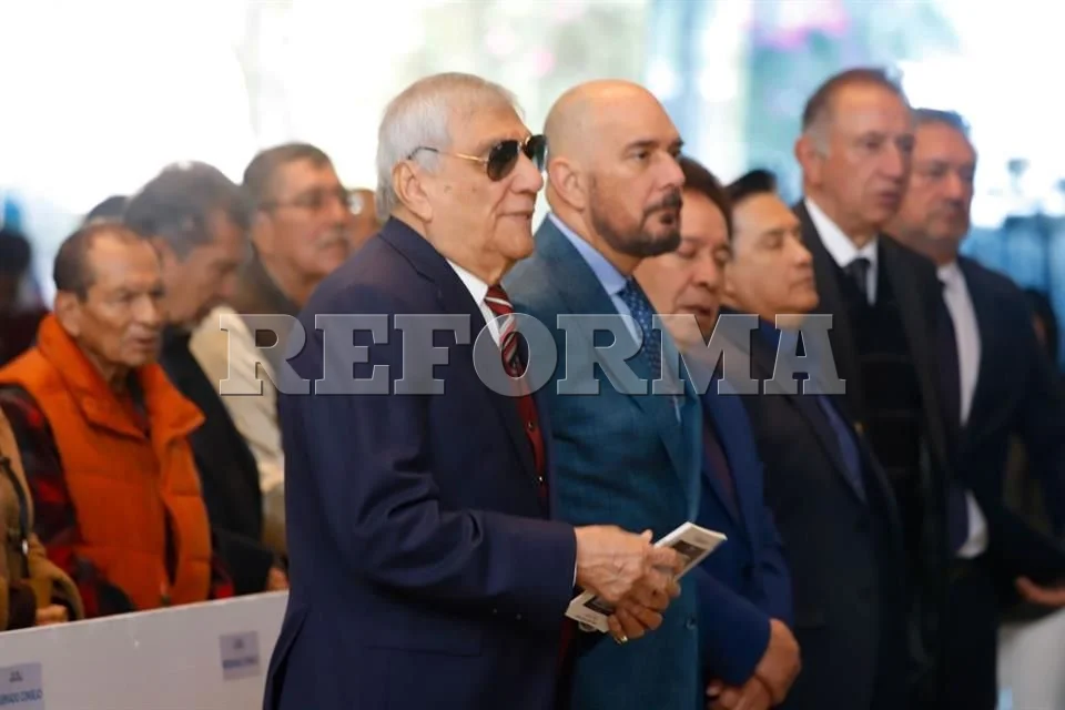 Compositores mexicanos solicitan regulación para la IA