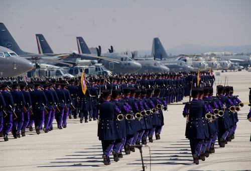 Julio Hernández López: The Workshop