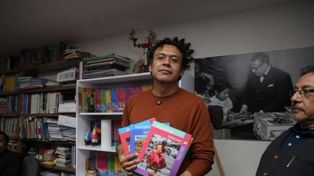 SEP rechaza el desalojo de Marx Arriaga y aclara que le notificaron modificaciones en su puesto