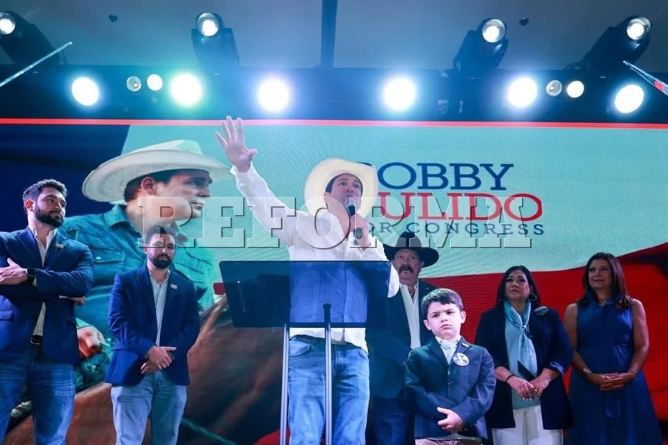 Bobby Pulido se prepara para su camino hacia el Congreso de EE. UU.