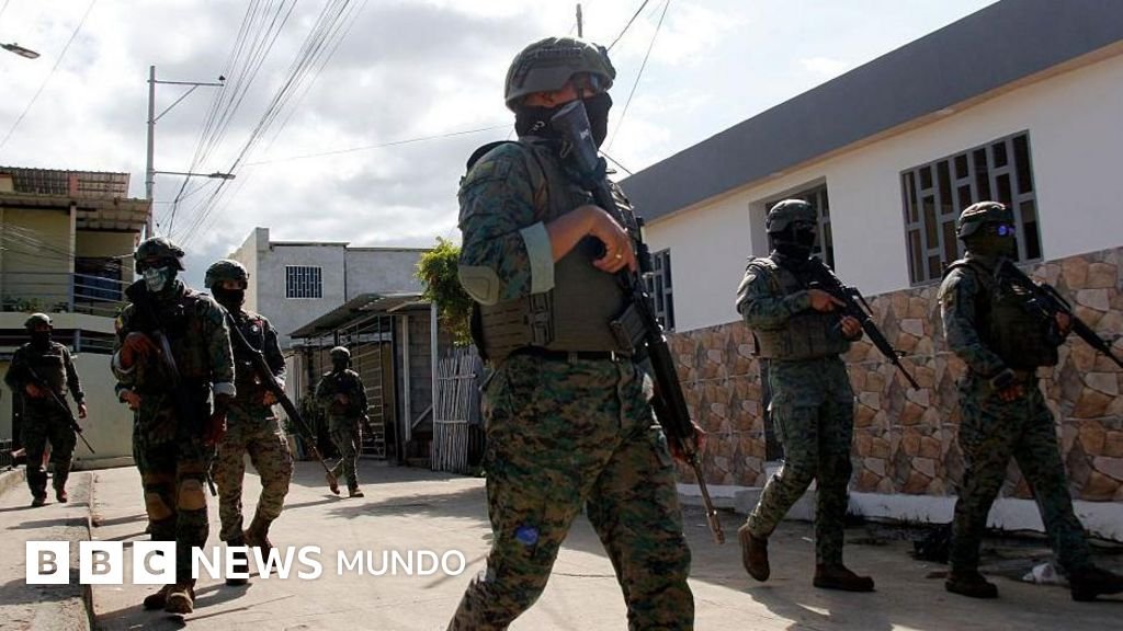 EE.UU. y Ecuador inician operaciones militares conjuntas para combatir a "organizaciones terroristas" en Sudamérica