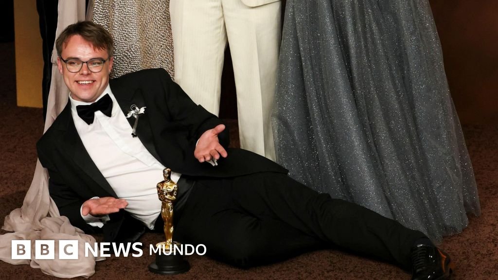Recuperan el Oscar del director de "Mr Nobody against Putin" tras su misteriosa desaparición en el aeropuerto