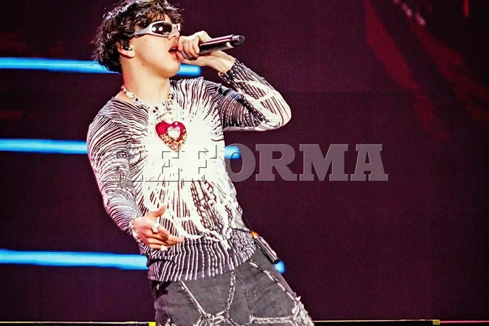 Xavi ilumina a los regios con su espectacular 'X-Tour'