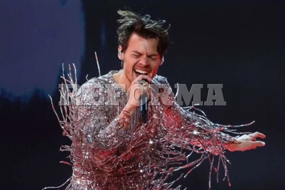 Harry Styles conquista a sus fans al interpretar 'Cielito Lindo'