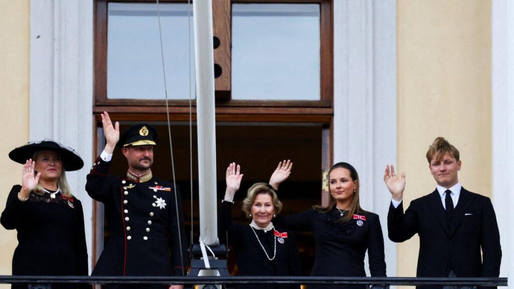 16 reyes, 21 príncipes y 13 monarquías: El impresionante homenaje real al funeral de Harald V de Noruega