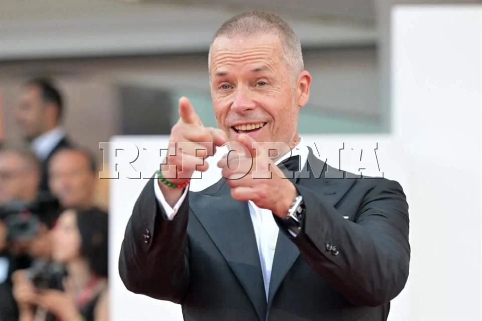 Rupert Murdoch se siente 'muy satisfecho' con Guy Pearce en 'Ink'